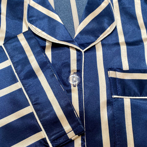 Classic style with matching gold and navy blue stripes